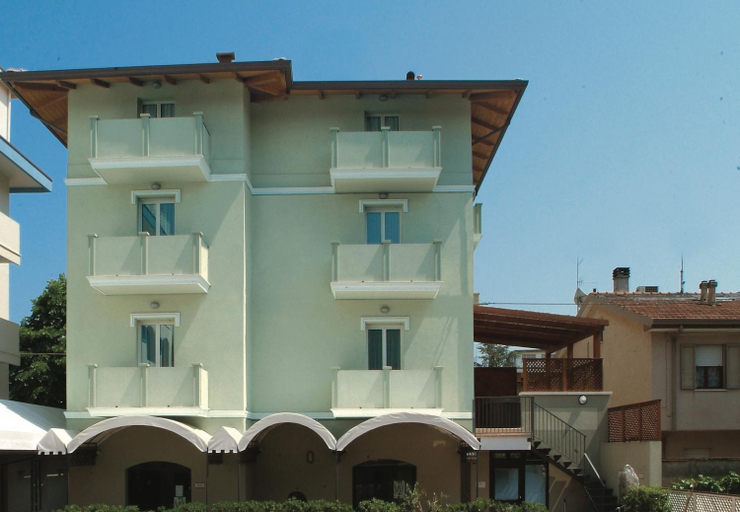 Others 4, Residence il Capodoglio, Rimini