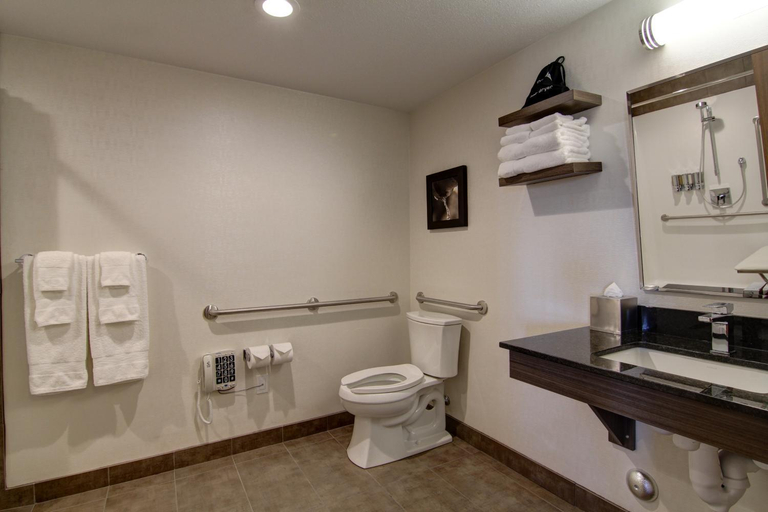 Bathroom 4, Canalta Kindersley, Division No. 13