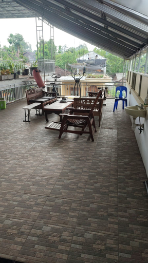 Food & Drinks 5, Villa Navy Arjuna Syariah, Malang