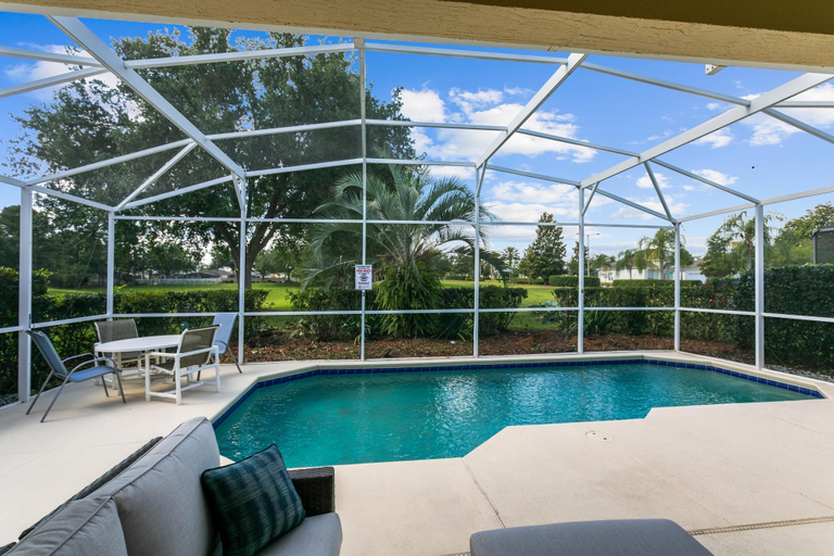 Room 1, South Facing Pool 4 Bedroom 3 Bath Villa villa, Osceola