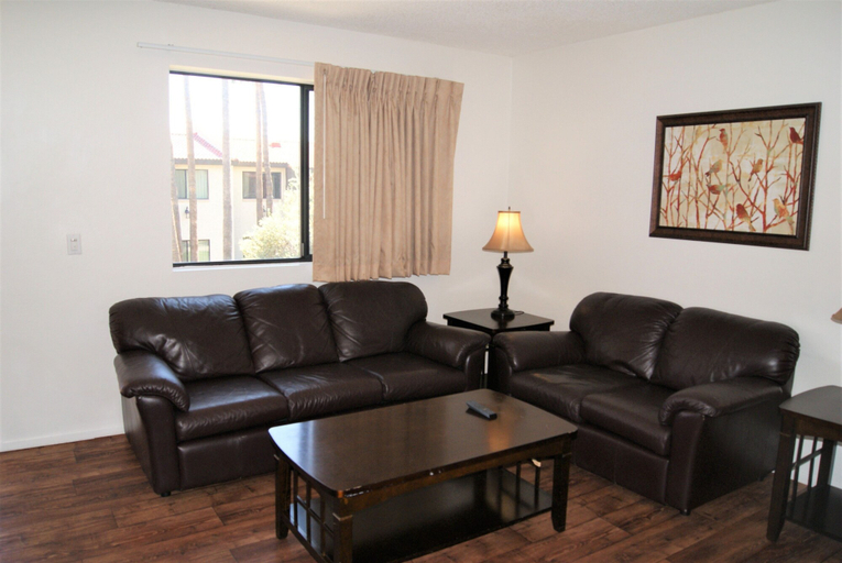 Living area 5, 223-Fully Furnished with WiFi by RedAwning, Maricopa