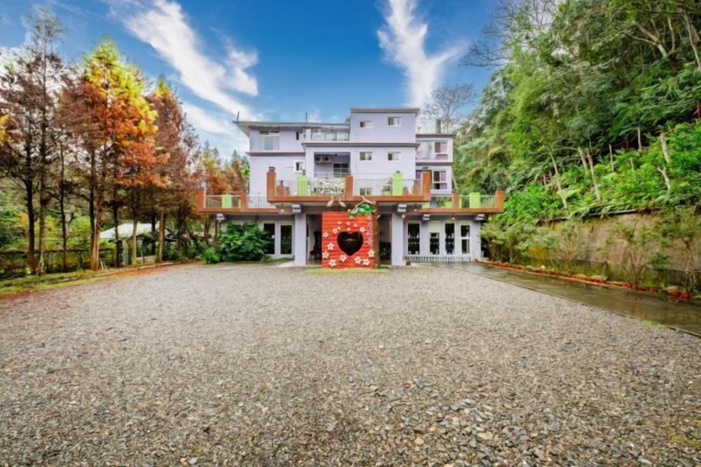 Exterior & Views 2, Sun Moon Tong Dance, Nantou