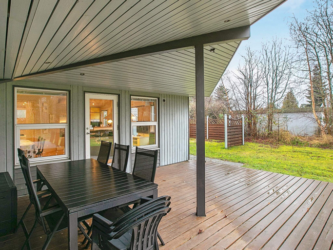 Food & Drinks, Modern Holiday Home With Whirlpool in Væggerløse, Guldborgsund