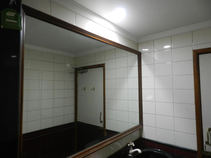 Bathroom, Hotel Ayodhya, Kolhapur
