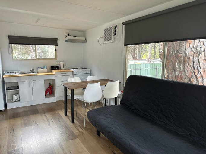 Others 4, Second Valley Caravan Park, Yankalilla