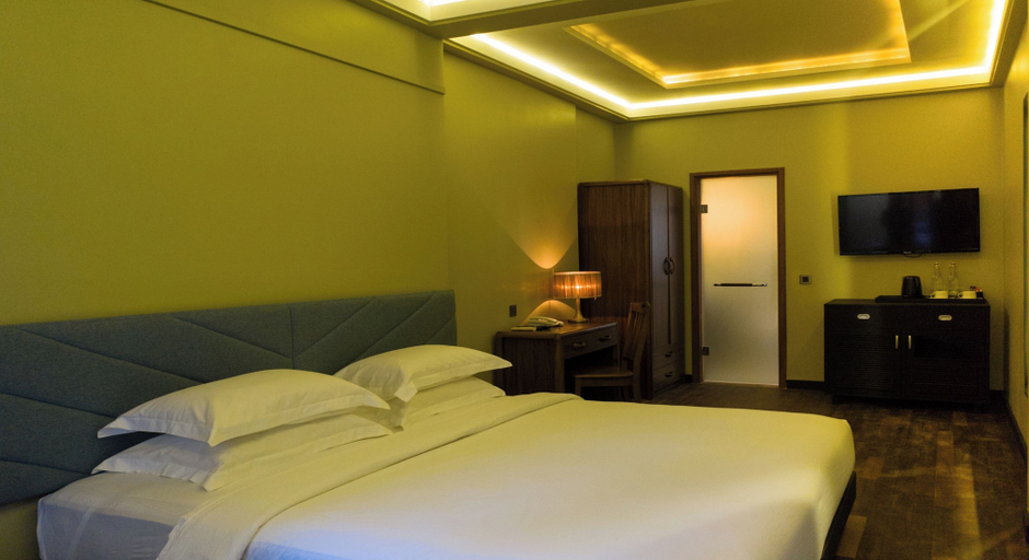 Others 3, Fuvahmulah Central Hotel