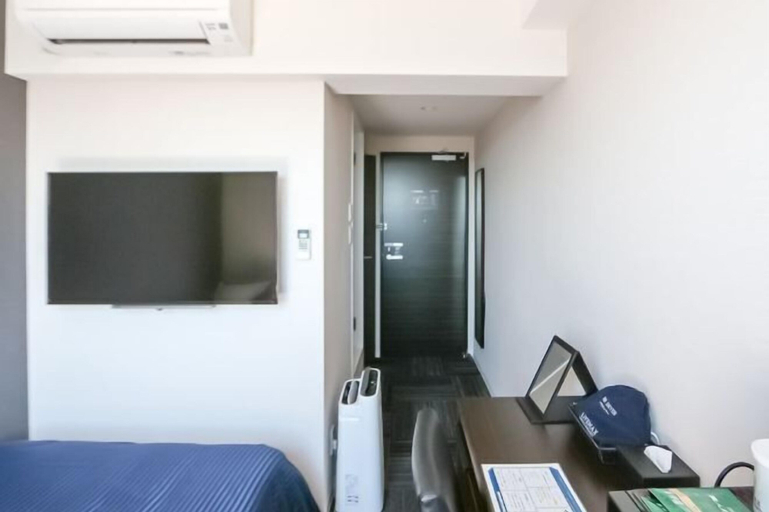 Bedroom 24