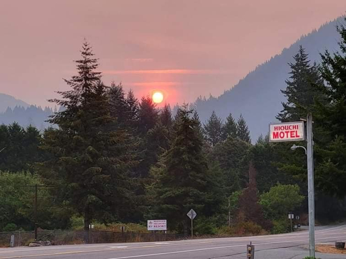 Others 3, Hiouchi Motel, Del Norte