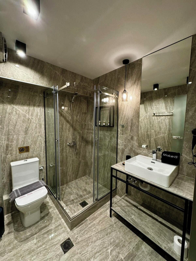 Bathroom 5, Costa De Luxe Suites, Central Macedonia