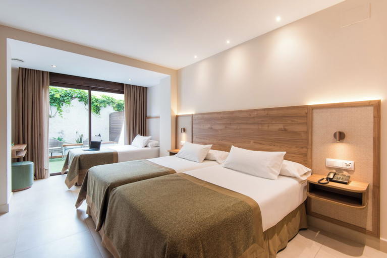 Bedroom 3, Hotel Tarik, Málaga