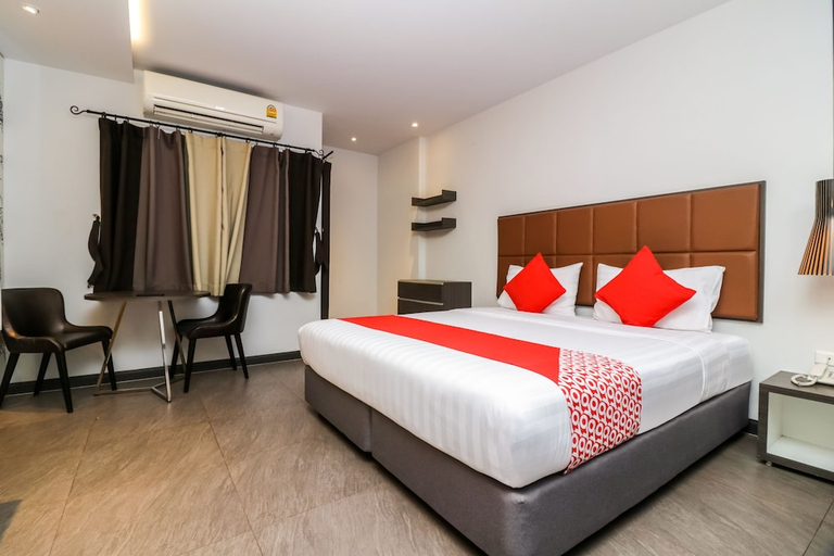 Bedroom 3, Aim House Bangkok Hotel, Khlong San