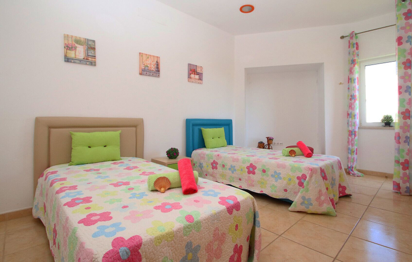 Bedroom 2, Villa Saint Martin, Albufeira