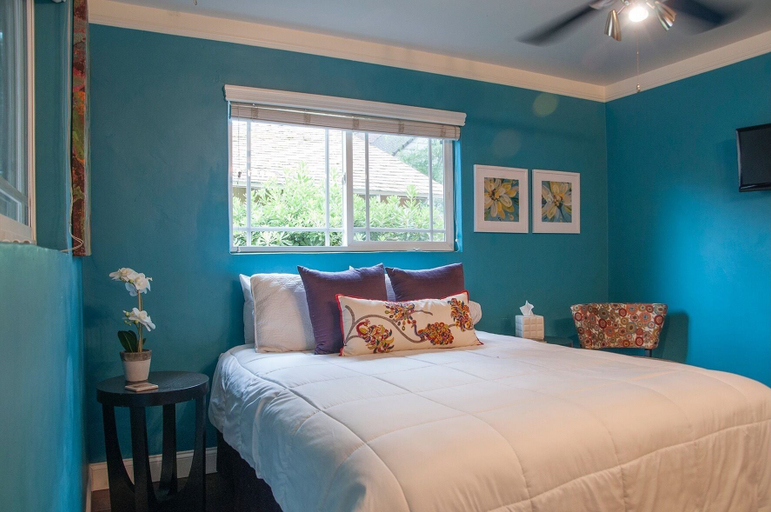 Bedroom 16