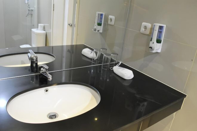 Bathroom 8