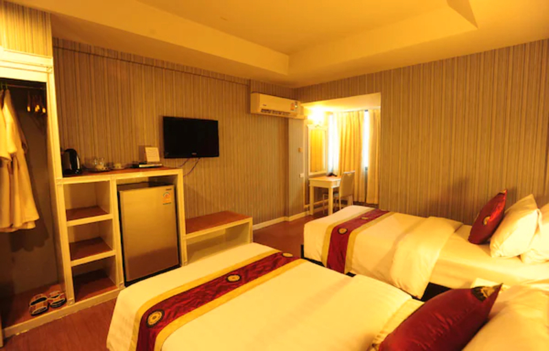Bedroom 23