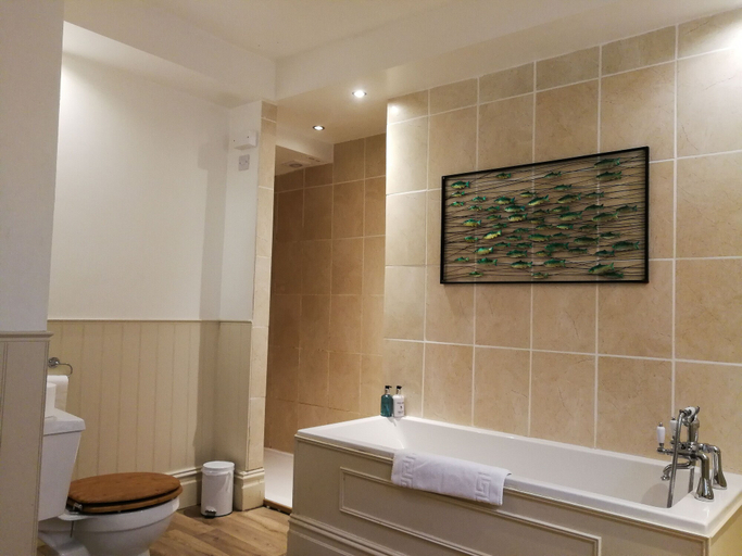 Bathroom 3, The Big Bristol House, Bristol