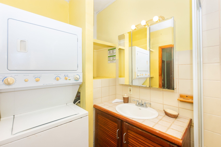 Bathroom 4, West Bay Mall Condo 8 2 Bedroom Condo by RedAwning, Roatán