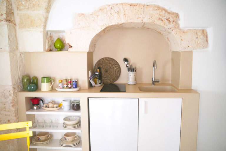 Room 2, Charme Ostunese con Piscina by Wonderful Italy, Brindisi