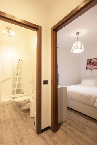 Others 4, Loppia Bay by Wonderful Italy, Como