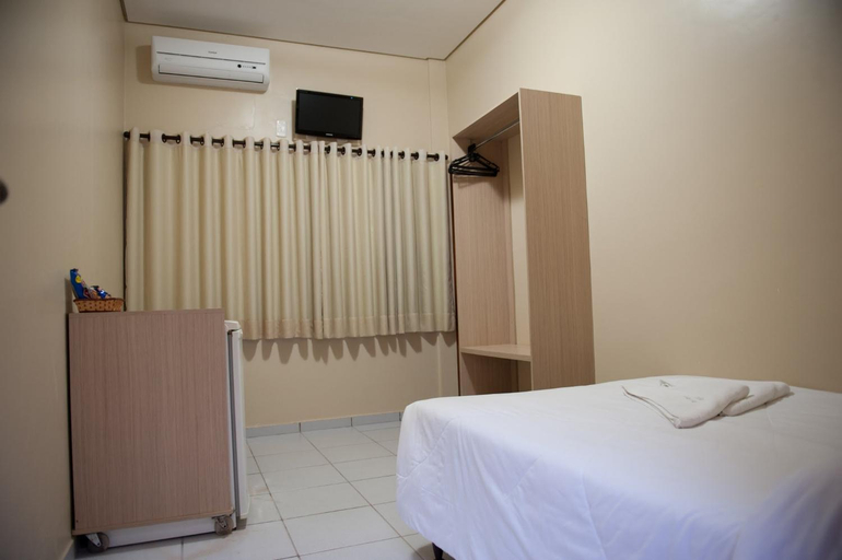 Bedroom 2, Italian Palace Hotel, Palmas