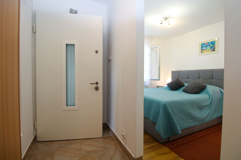 Bedroom 2, Apartment 1387, Fažana