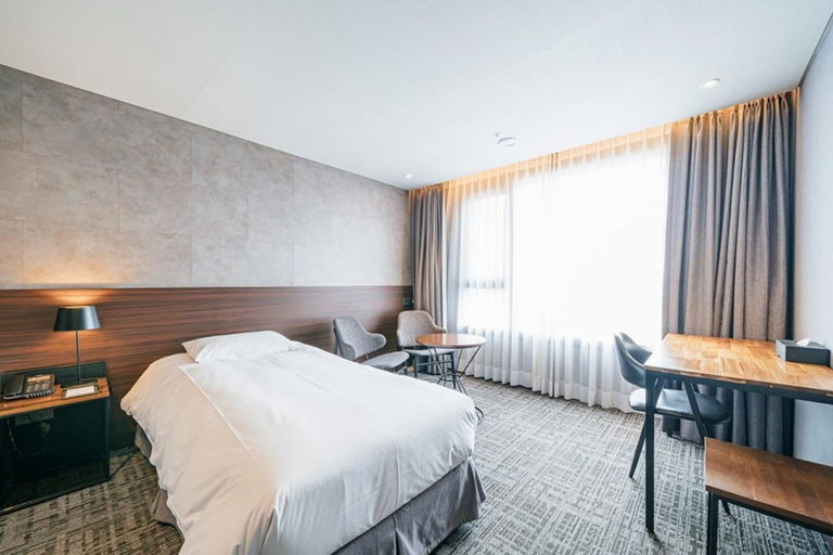Bedroom 2, With City Hotel, Jeju