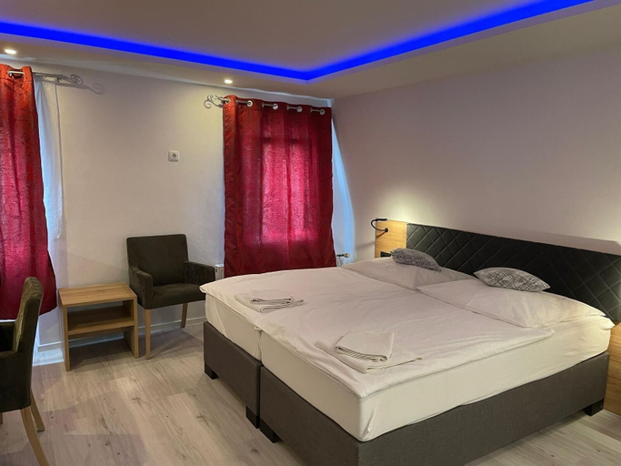 Bedroom 4, Hotel und Restaurant Bella Italia, Mayen-Koblenz
