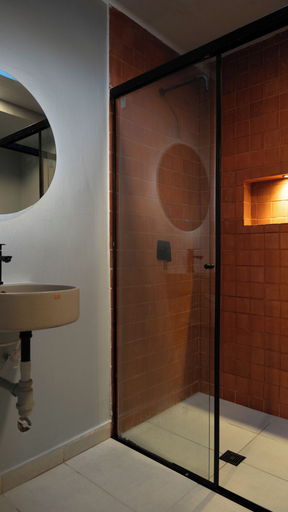Bathroom 4, Leviu by Bernalo Hotels, Medellín
