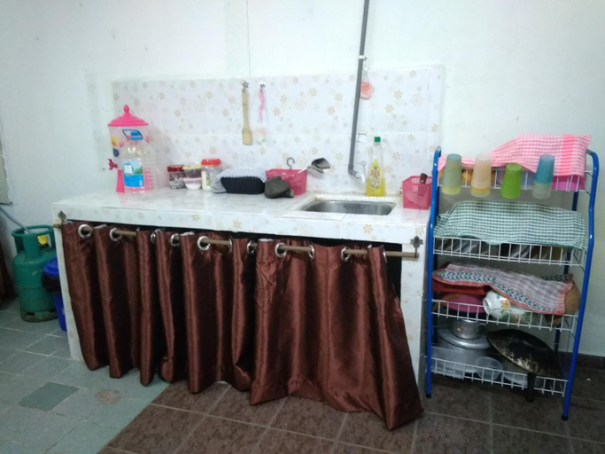 Others 4, Bonda Guesthouse I, Dungun