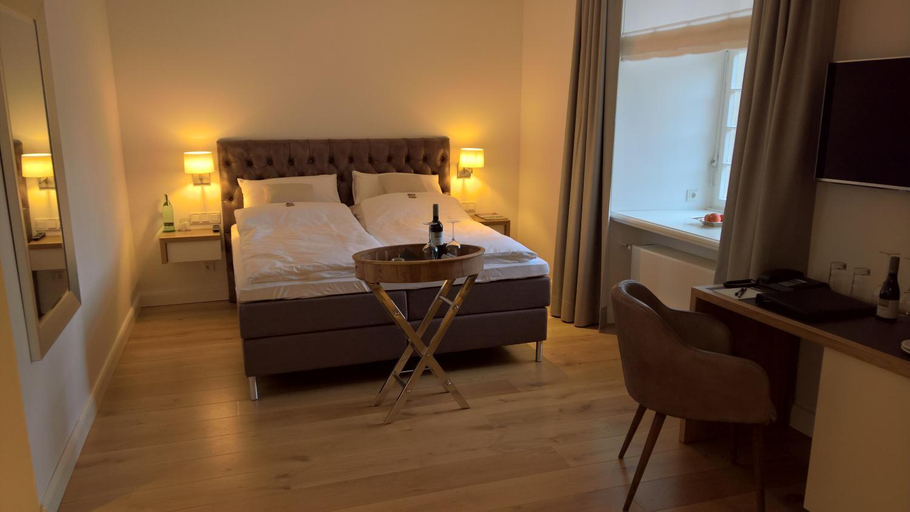 Bedroom 2, Hotel Schloss Dyck, Rhein-Kreis Neuss