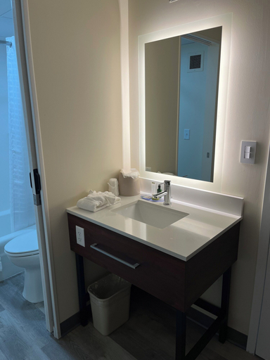 Bathroom 4, The Hudson Inn, Stevens