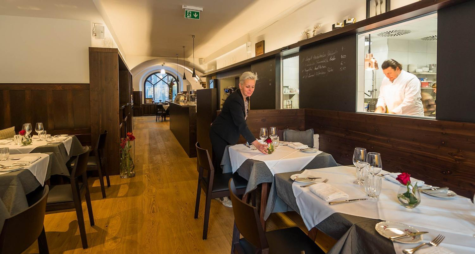 Food & Drinks 5, Gottfried - essen trinken schlafen, Linz