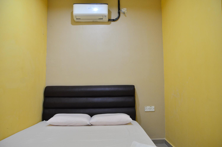 Bedroom 2, Deena Hotel, Gua Musang