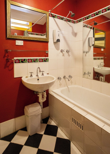 Bathroom 3
