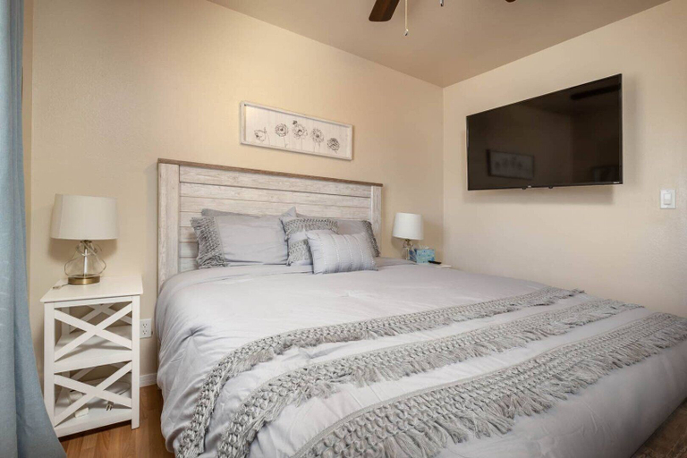 Bedroom 3, Cozy Gilbert Condo Walking Distance to Downtown!, Maricopa