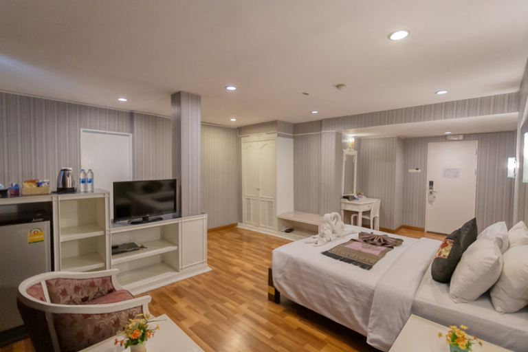 Bedroom 27