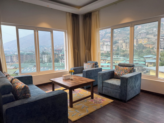 Others 5, Asura Hotel, Chang