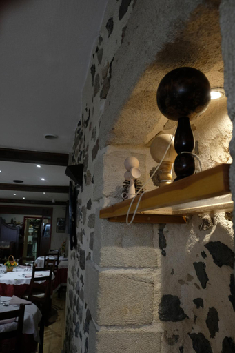 Others 5, Le Bilboquet, Haute-Loire