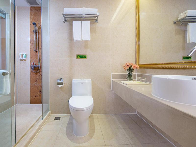 Bathroom 3, Vienna International Hotel Shenzhen Shiyan Bus Station, Shenzhen