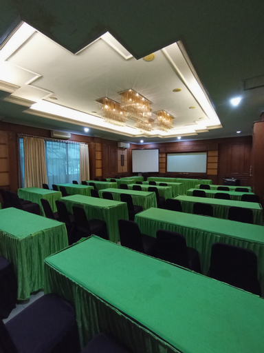 Business Facilities 21