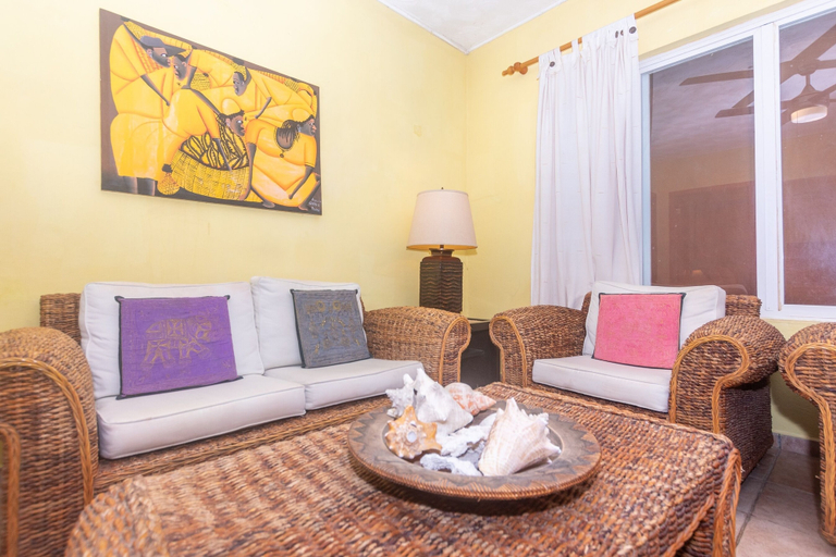 Others 5, West Bay Mall Condo 8 2 Bedroom Condo by RedAwning, Roatán