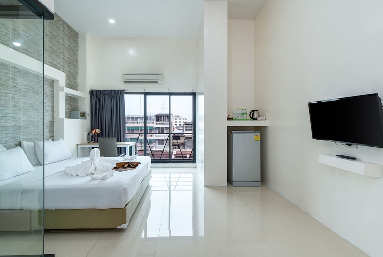Bedroom 3, Baron Zotel Bangkok, Bang Kapi