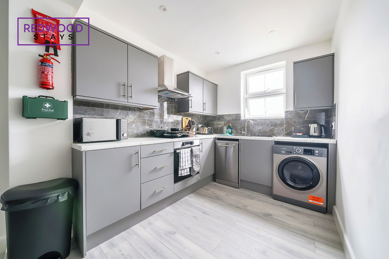Others 4, Modern Town Center Apartments Aldershot, Hampshire
