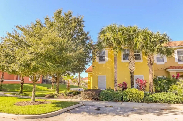 Room 2, Luxury Villa With Large Private South Facing Pool, Osceola