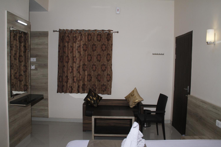 Others 5, Jeyam Residency, Dindigul