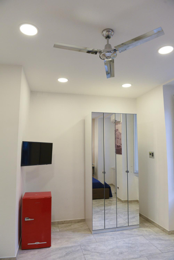 Others 5, Ville Vesuviane, Napoli