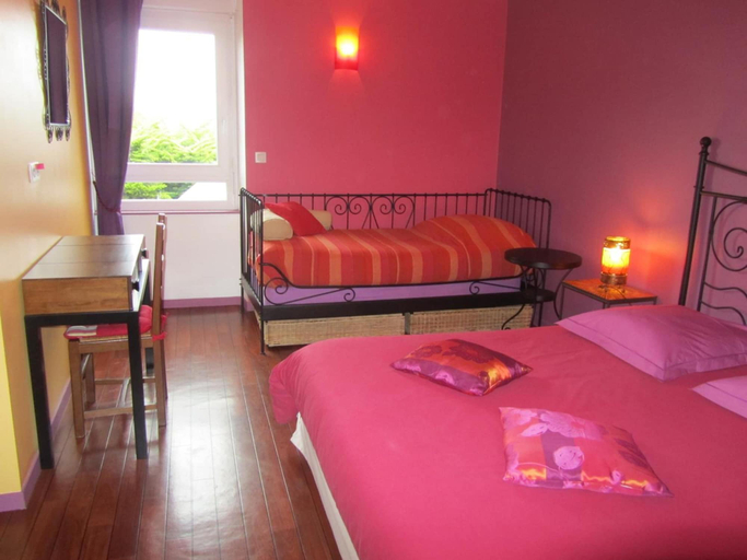 Bedroom 2, Chambres d'Hôtes Couleurs de Mer, Ille-et-Vilaine