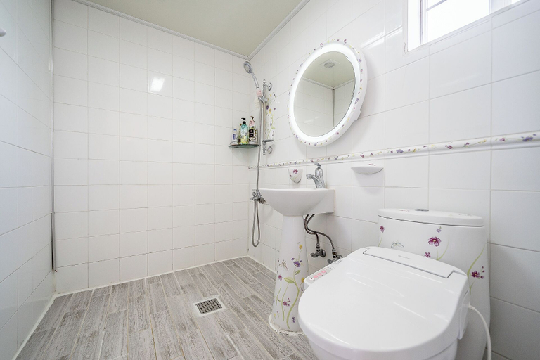 Bathroom 3, Pungcha & Herb Pension, Pyeongchang