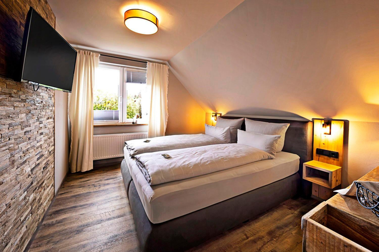 Bedroom 2, Die Sperre, Hochsauerlandkreis