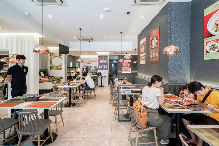 Food & Drinks 4, Bencoolen Singapore, Singapura